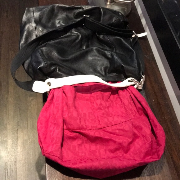 Furla Elisabeth Hobo. Black/ white. Good pre owned - Picture 7 of 8